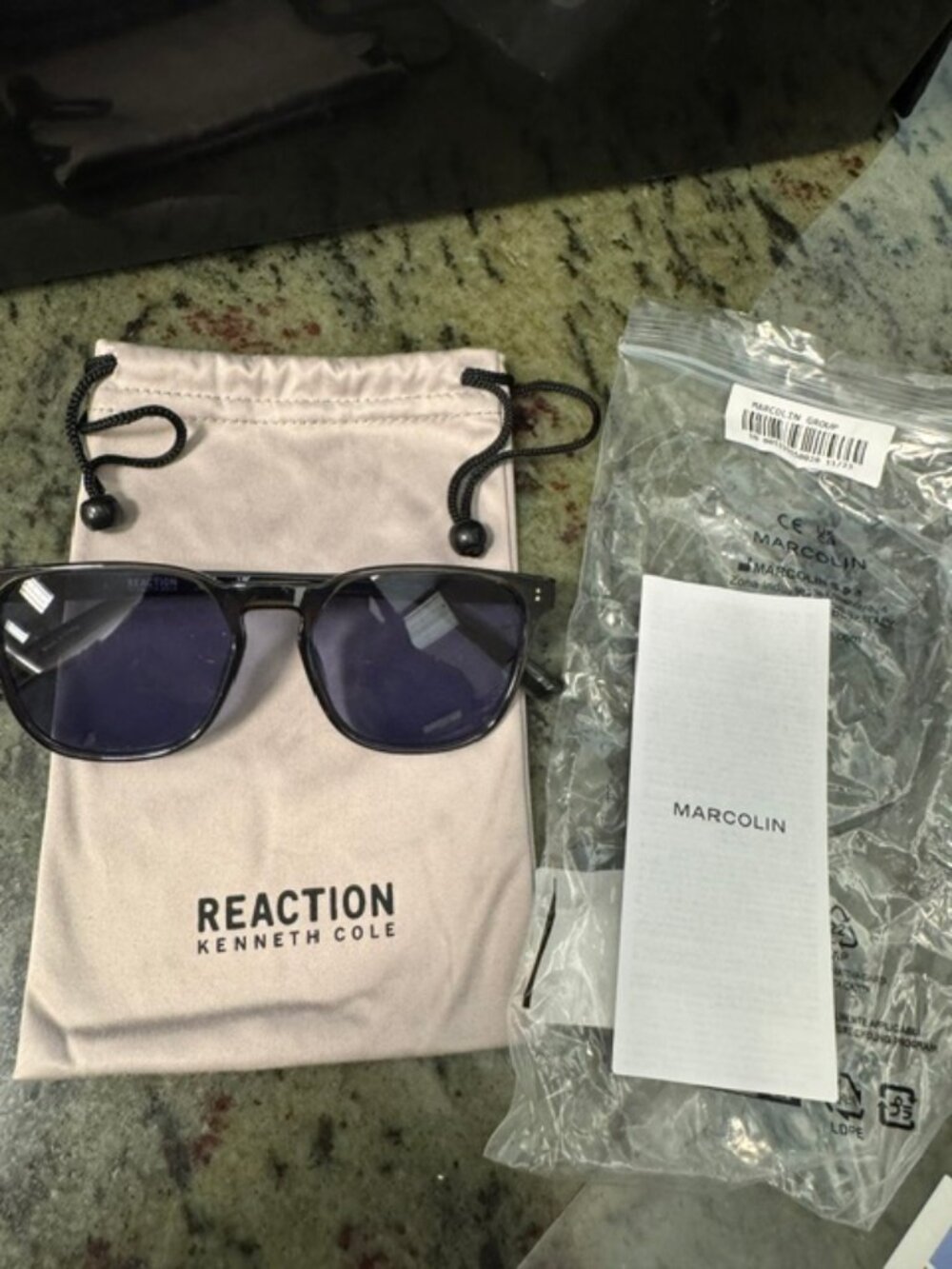 Kenneth Cole Reaction KC1414 20V Square Crystal Gray/Blue Sunglasses NWT/Case